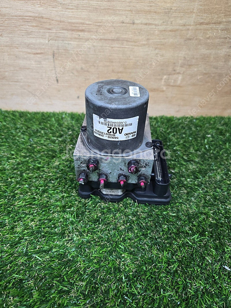 제네시스 쿠페 ABS모듈 58920-2M500 5만원--0